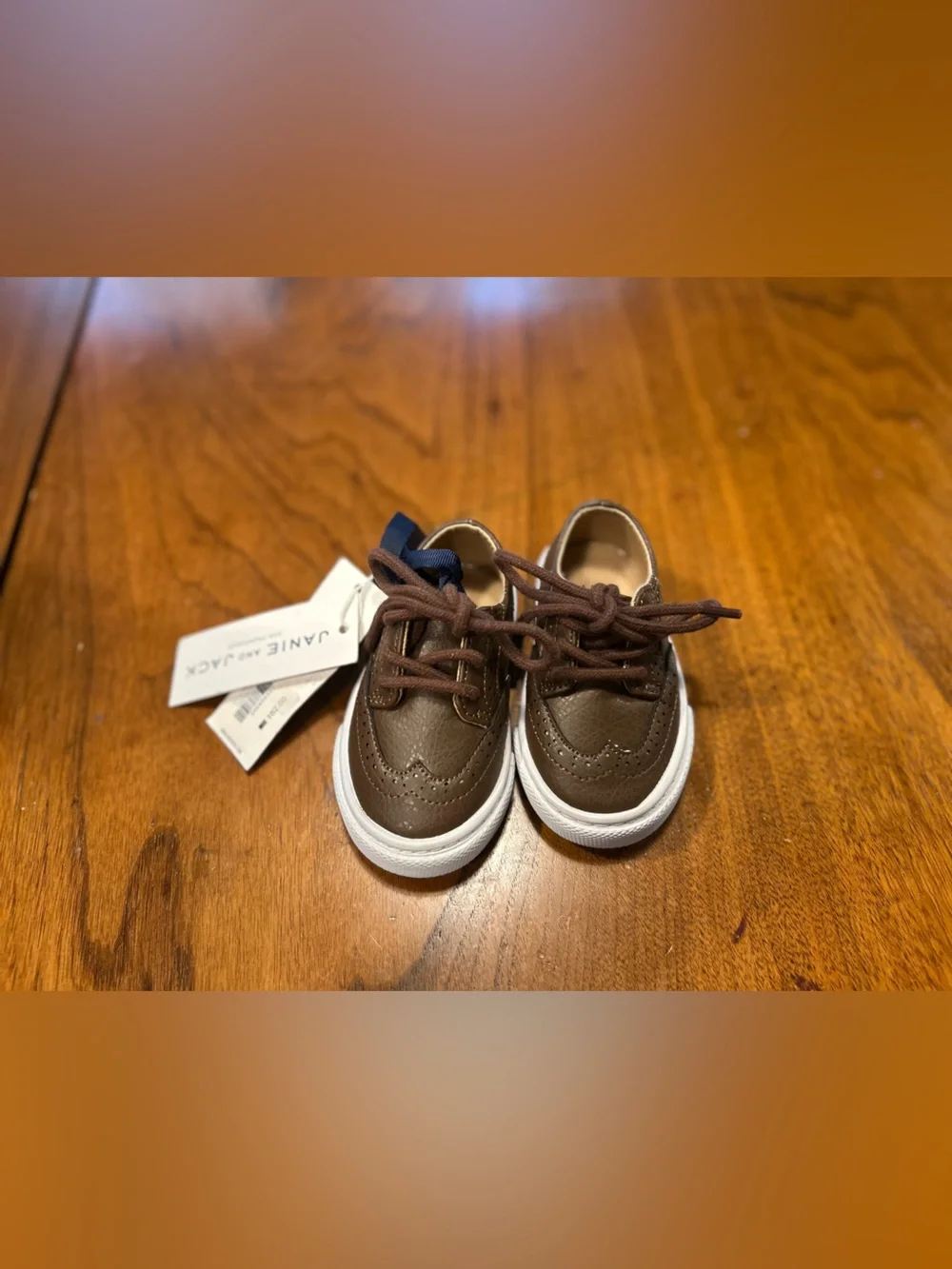 NWT Janie & Jack Baby Wingtip Sneakers Size 4 Brown